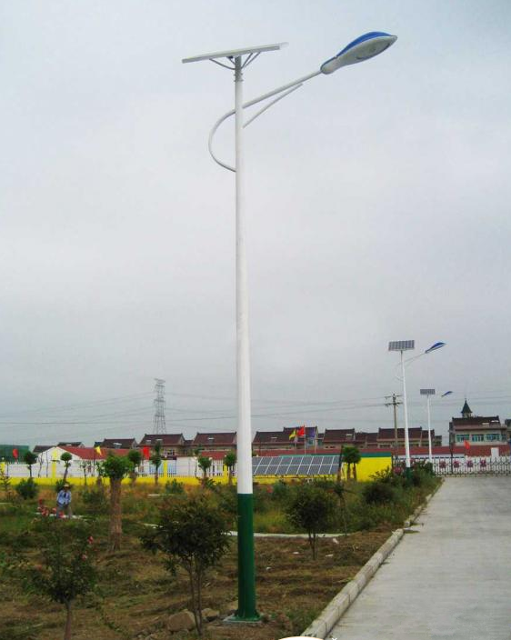 新市区6米特价太阳能路灯